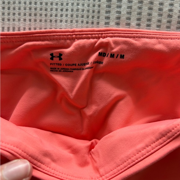 Under Armour Women’s Leggings, Size Medium, Peach Colour with pockets - Picture 4 of 4